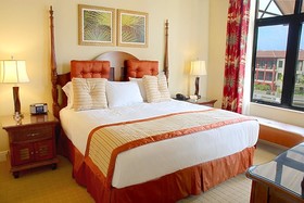 Naples Bay Resort