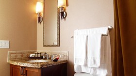Naples Bay Resort