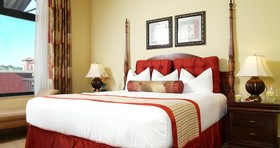 Naples Bay Resort