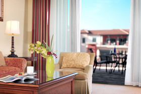 Naples Bay Resort