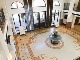 Naples Bay Resort