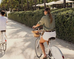 Naples Beach Club, A Four Seasons Resort