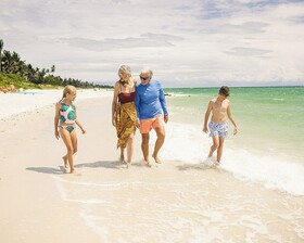 Naples Beach Club, A Four Seasons Resort