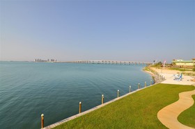 Best Western Navarre Waterfront