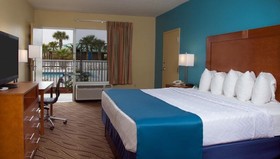 Best Western Navarre Waterfront