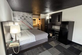Eglin Extended Stay Hotel, a Howard Johnson by Wyndham