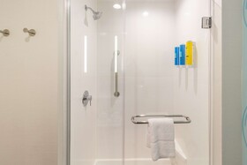 Tru by Hilton Niceville Eglin Air Force Base