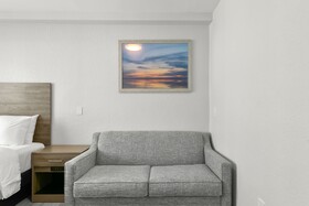 Grand Shores West