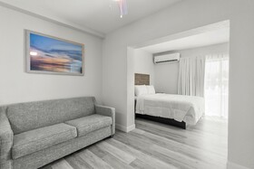 Grand Shores West