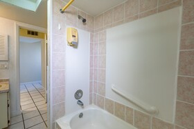 Grand Shores West