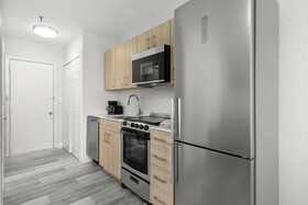 Grand Shores West