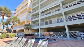 Ram Sea by Teeming Vacation Rentals