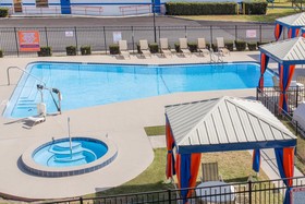 Howard Johnson by Wyndham Ocala FL