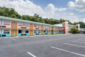 Howard Johnson by Wyndham Ocala FL