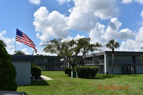 Super 8 by Wyndham Ocala I-75