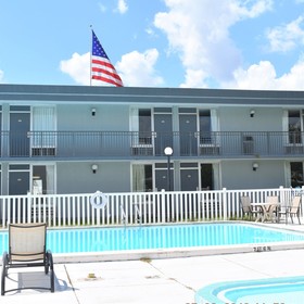 Super 8 by Wyndham Ocala I-75