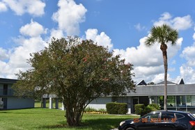 Super 8 by Wyndham Ocala I-75