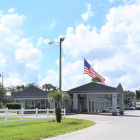 Super 8 by Wyndham Ocala I-75