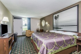 Super 8 by Wyndham Ocala I-75