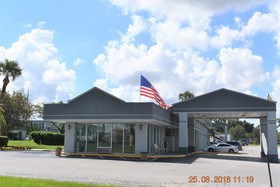 Super 8 by Wyndham Ocala I-75