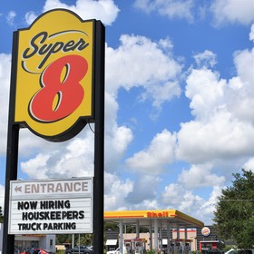 Super 8 by Wyndham Ocala I-75