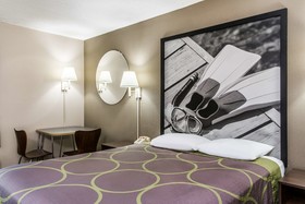 Super 8 by Wyndham Ocala I-75