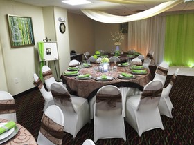 Holiday Inn Express Hotel & Suites Orange City
