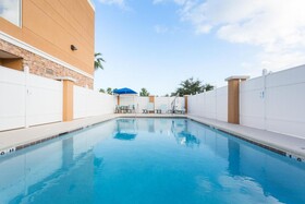Holiday Inn Express & Suites Fleming Island