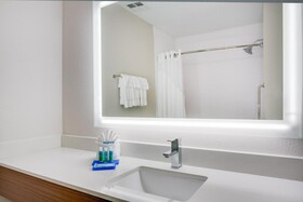 Holiday Inn Express & Suites Fleming Island