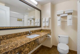 Best Western Plus Universal Inn