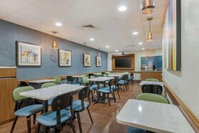 Best Western Plus Universal Inn