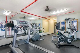 Best Western Plus Universal Inn