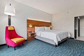 Holiday Inn Express & Suites Orlando Lk Buena Vista Area