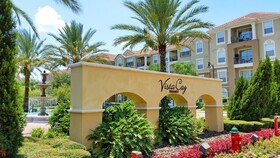 Lake Front Oasis