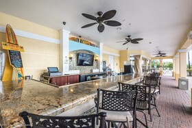 Vista Cay at Harbor Square by RedAwning