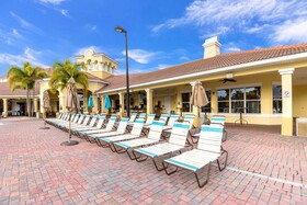 Vista Cay at Harbor Square by RedAwning