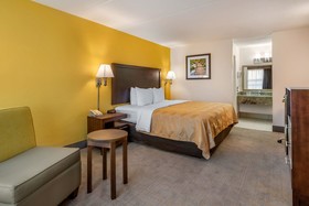 Quality Inn & Suites Riverfront
