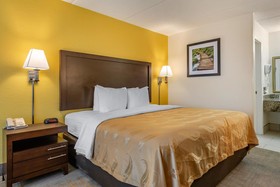 Quality Inn & Suites Riverfront