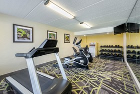 Quality Inn & Suites Riverfront