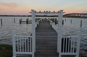 Quality Inn & Suites Riverfront