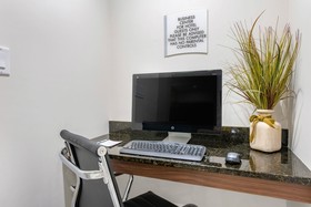 Quality Inn & Suites Riverfront