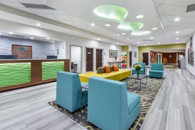 Quality Inn & Suites Riverfront