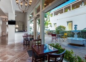 Palm Beach Historic Inn