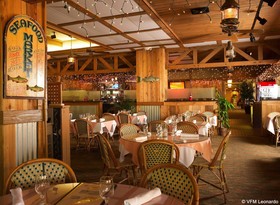 Palm Beach Shores Resort & Vacation Villas