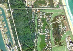 Yacht Harbor Village