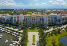 Yacht Harbor Village