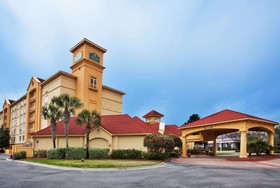 La Quinta Inn & Suites by Wyndham Panama City