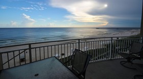 Aqua Resort by Teeming Vacation Rentals