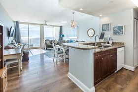 Aqua Resort by Teeming Vacation Rentals