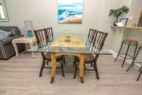 Aqua Resort by Teeming Vacation Rentals